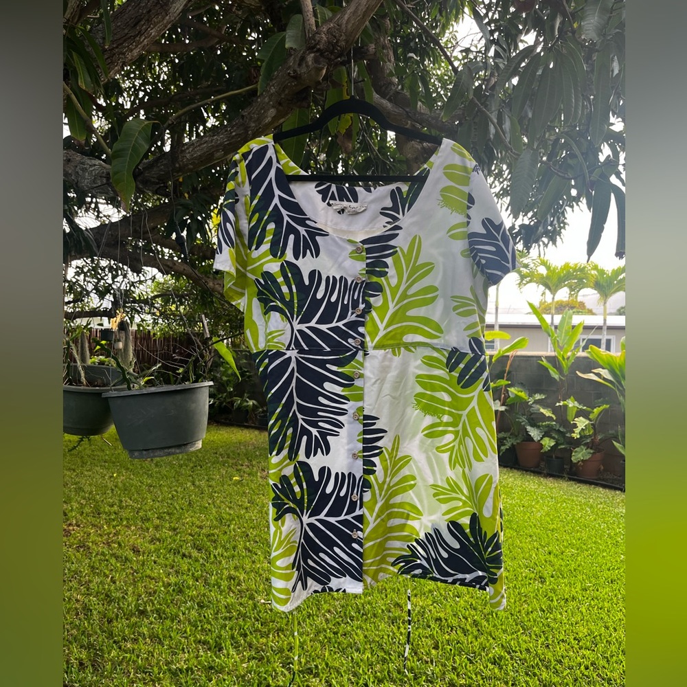 Manuhealii Babydoll Dress